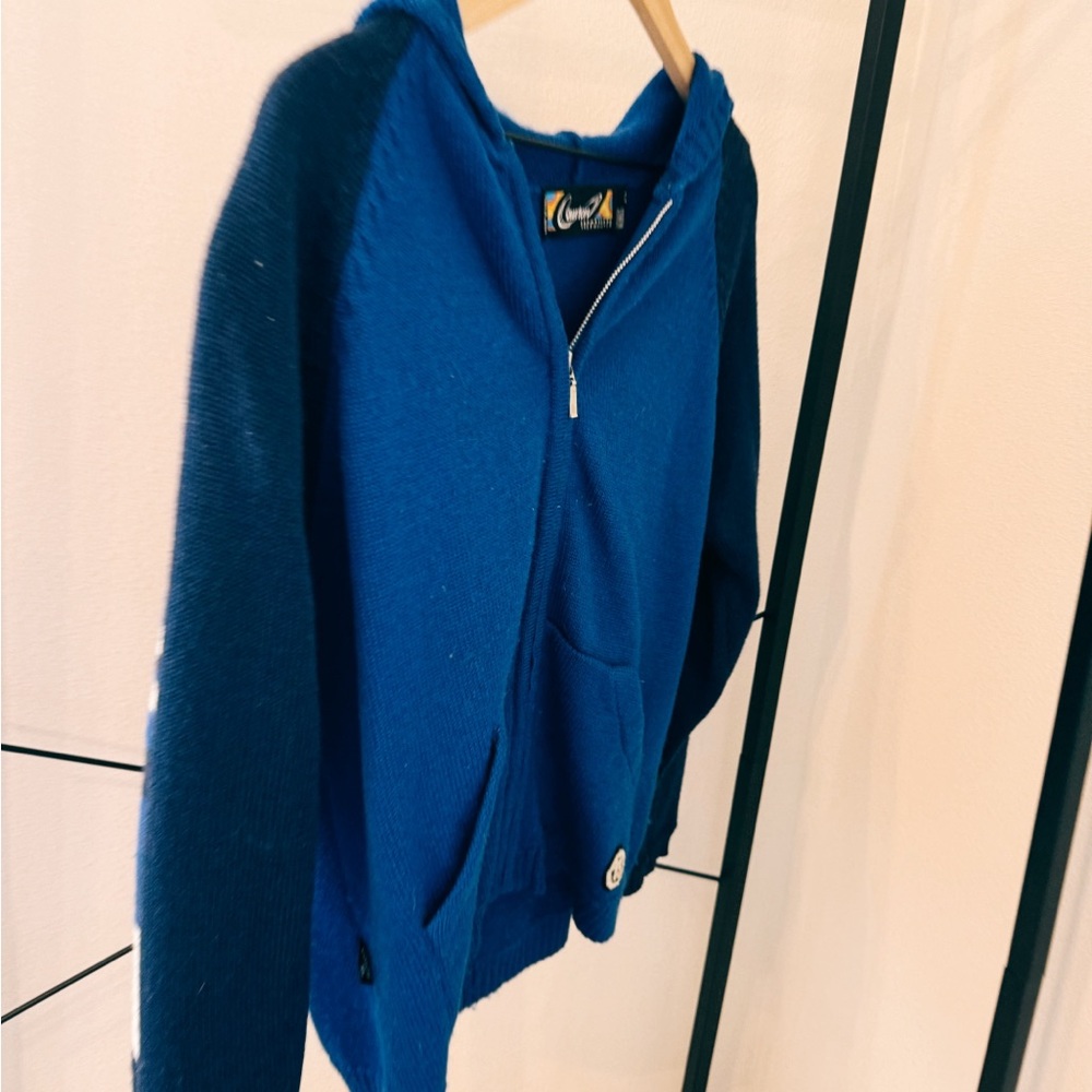 Burton sweater